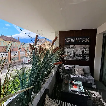 Aix Centre Cosy Calme Garage Terrasse * 艾克斯莱班